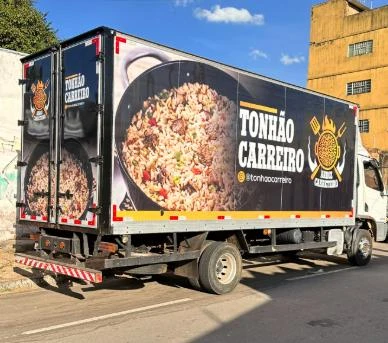 Imagem ilustrativa de Adesivagem de caminhão